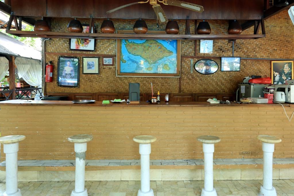 Wisma tamu Reddoorz Near Double Six Seminyak (Bali)